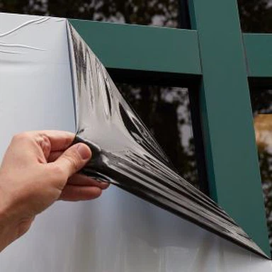 סרט מגן פלסטי דבק מצד אחד למשטח צבע